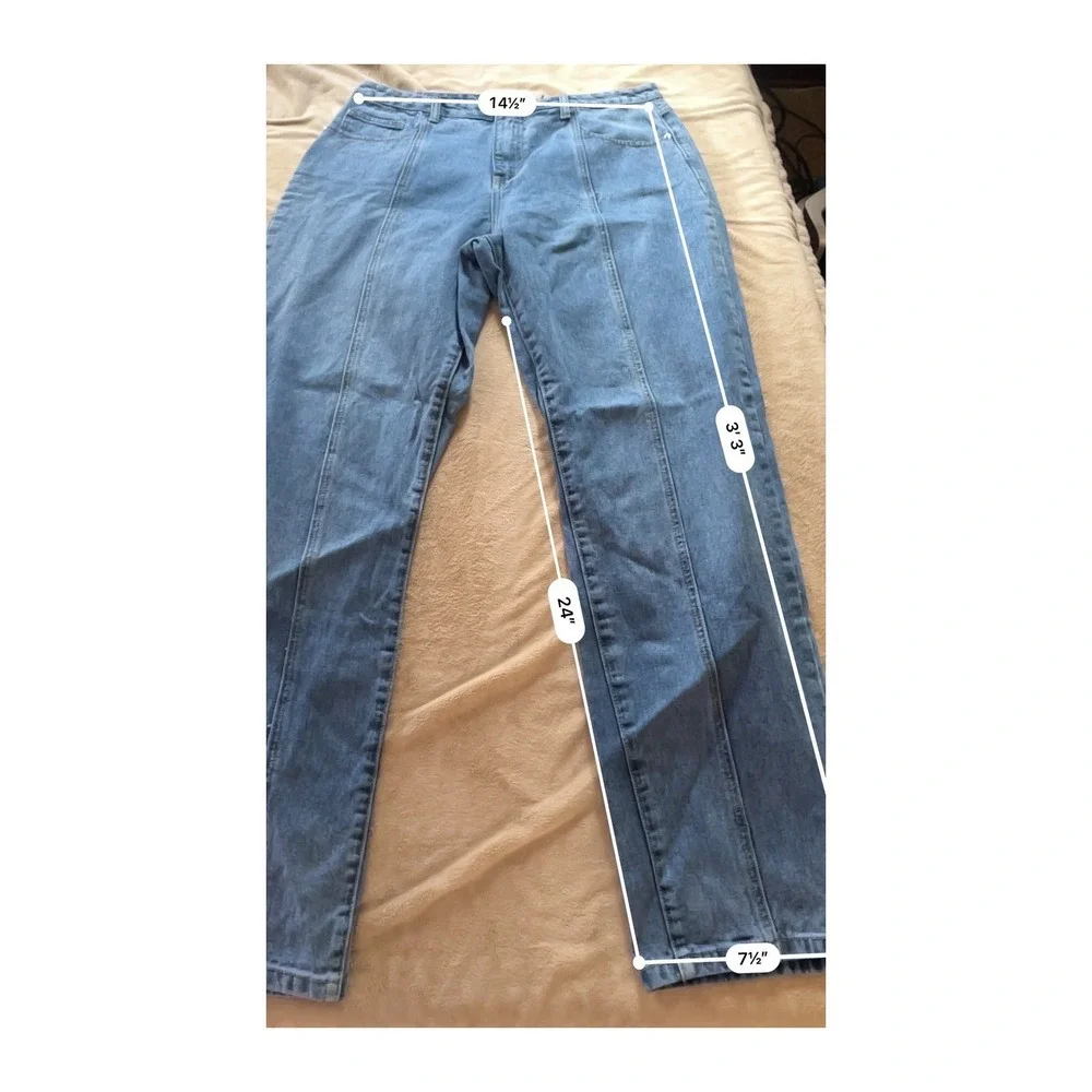 PrettyLittleThing Light Wash Denim Straight Leg Jeans Women's Size US 12‎